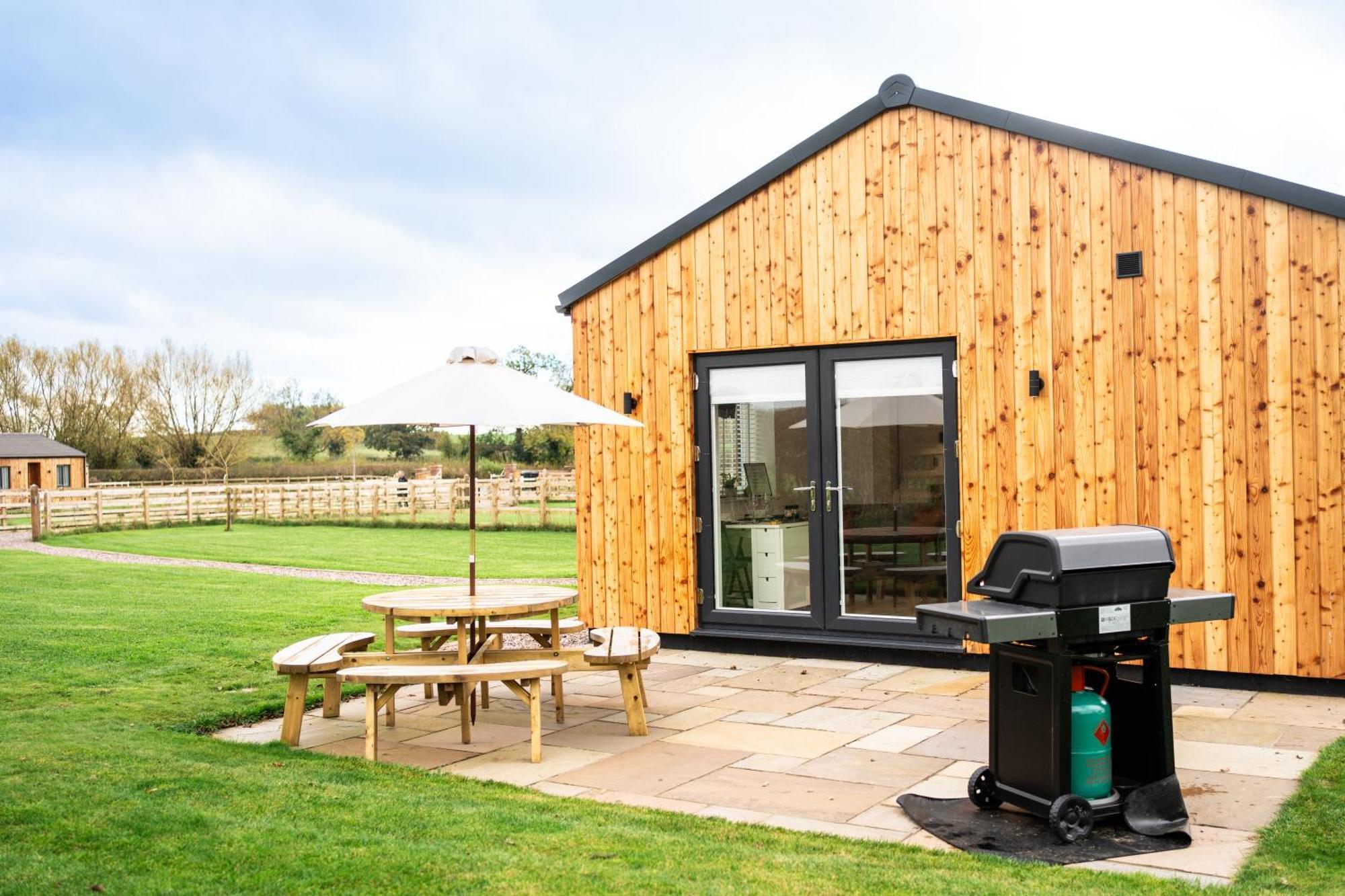 Oak Lodge Ashbourne  Bagian luar foto