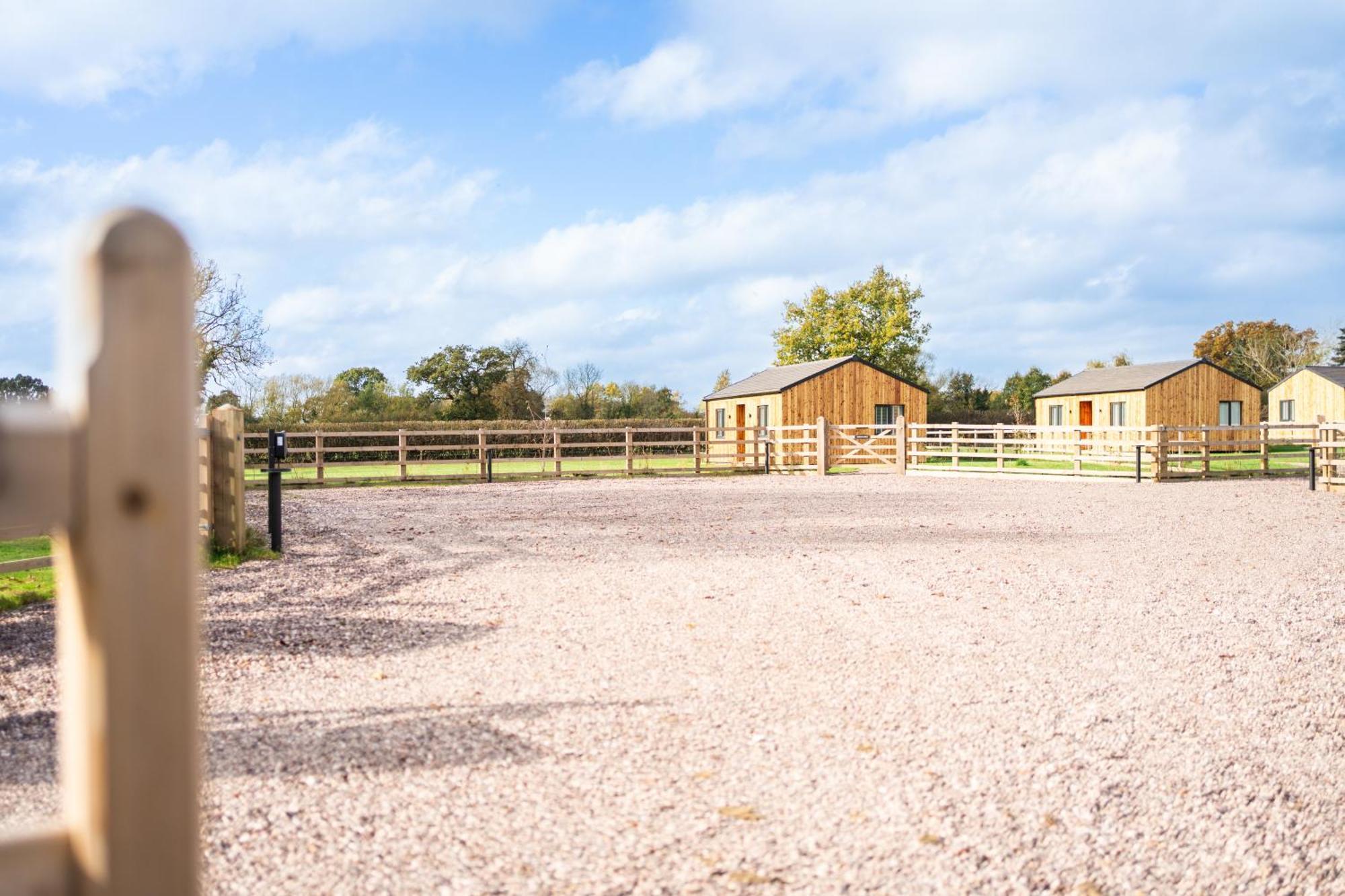 Oak Lodge Ashbourne  Bagian luar foto